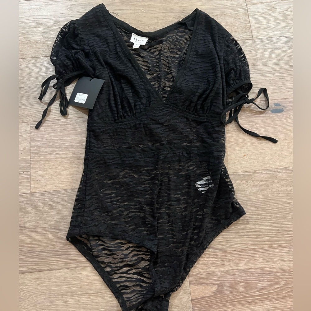 Lelis Textured Puff Sleeve Black Bodysuit NWT